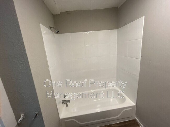 Building Photo - 3224-3226 E 8th St.