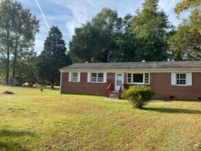 Building Photo - Sussex County - 3 bedroom house