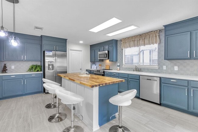 Building Photo - 1413 Baffin Cove