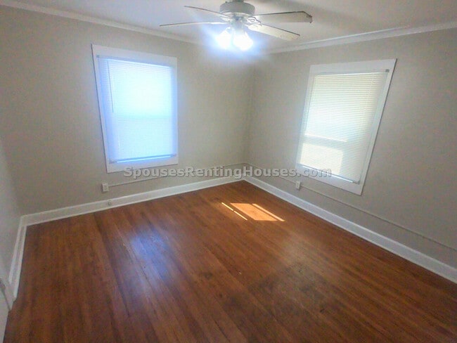 Building Photo - 377 S Emerson Ave