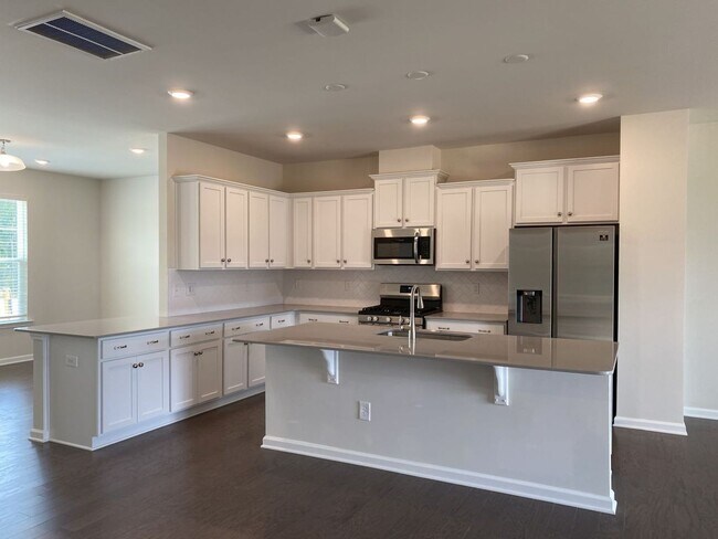 Building Photo - COMING SOON!!!  Beautiful 3 Story Townhome in Ardrey North