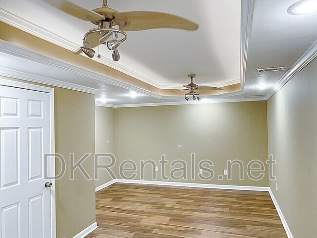 Building Photo - 3152 Blue Heron Pass