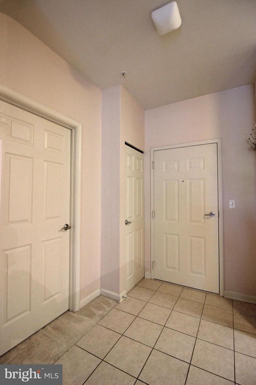 Building Photo - 2726 Gallows Rd