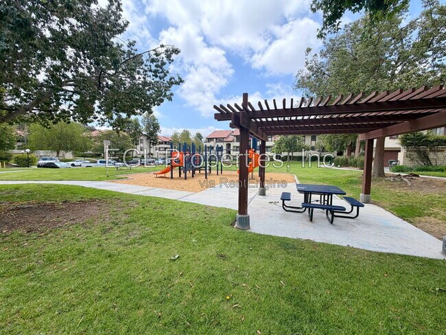 Building Photo - 18146 American Beauty Dr