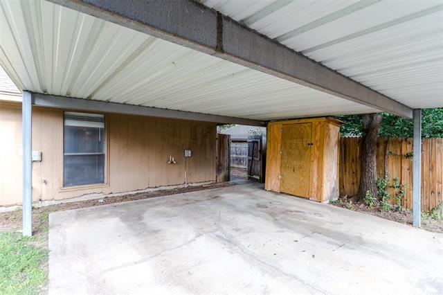 Building Photo - 2301 Kingsford Ct