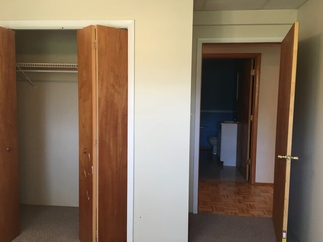 Building Photo - Beautiful secluded 4 bedroom 2.5 bath home with 2 stall detached garage and descent sized yard