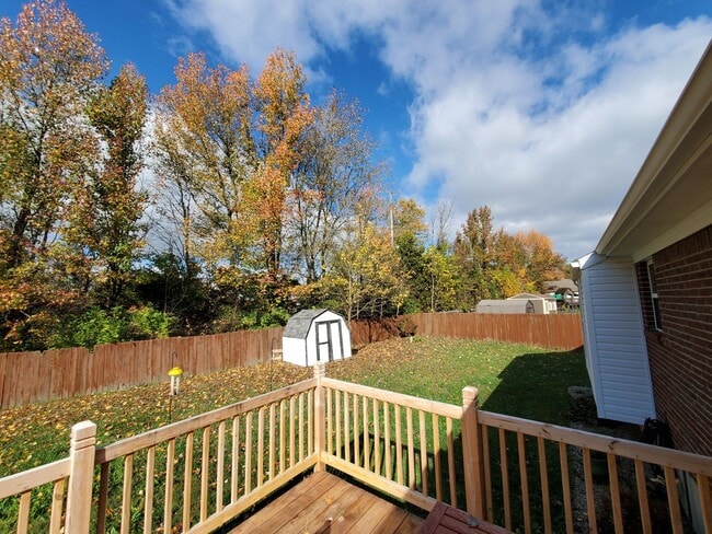 Building Photo - Beautiful Brick Ranch Home  Located in Spring Falls Neighborhood