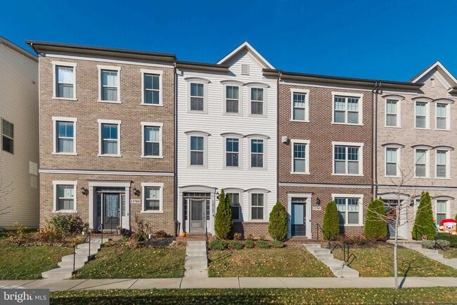 Building Photo - 13707 Petrel St