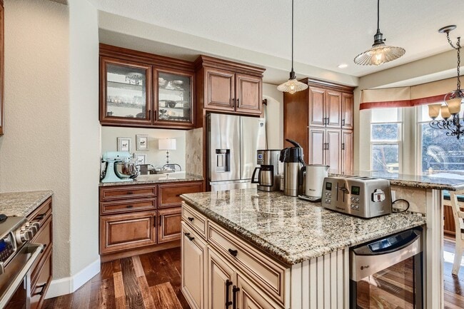 Building Photo - 9805 Cypress Point Cir