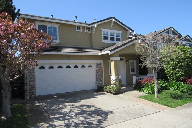 Building Photo - Beautiful 3 Bed/2.5 Bath Single Family in Highly Desirable Castro Valley Neighborhood
