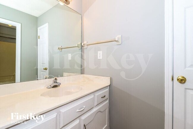 Building Photo - 5539 Lacey Cove