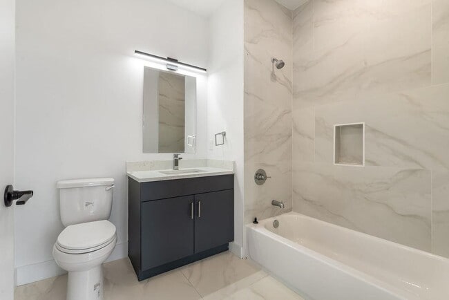 Building Photo - 43-45-45 W 32nd St