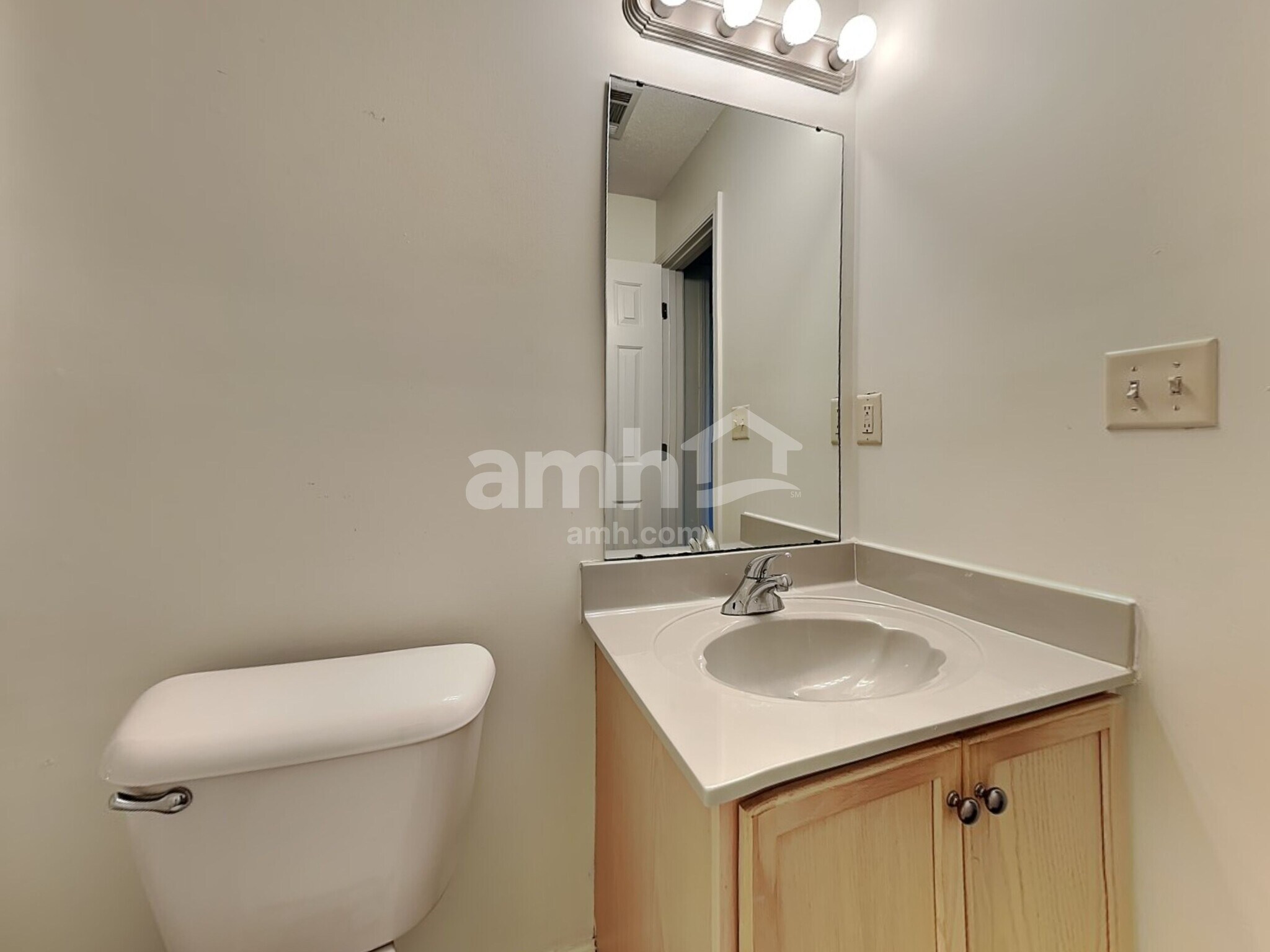 Building Photo - 6889 Show Boat Ln