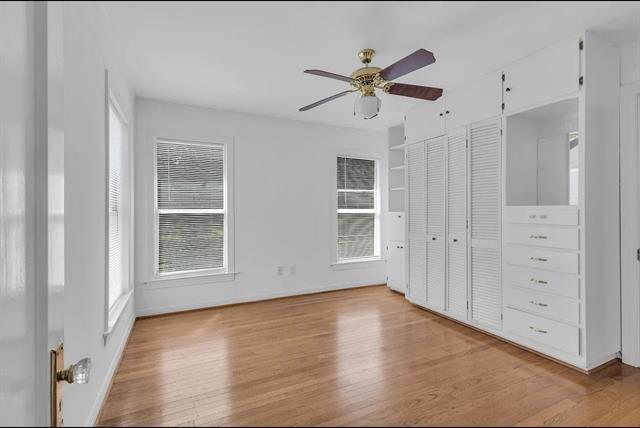 Building Photo - 6122 Tremont St