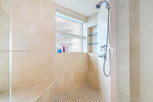 Building Photo - 2110 N Ocean Blvd