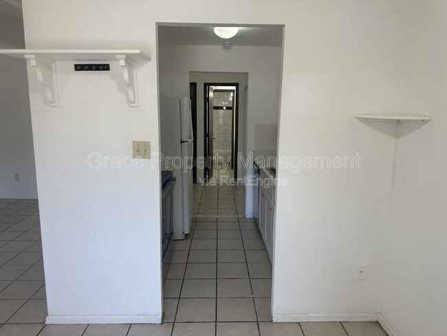 Building Photo - 364 S Ironton St