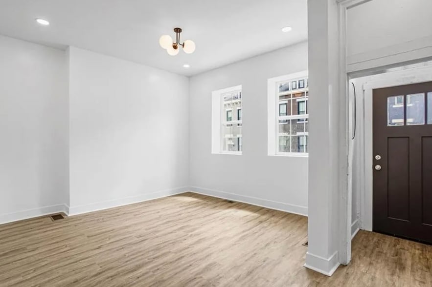 Building Photo - 2013 Forbes Ave