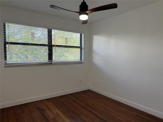 Building Photo - 55 Ocean Ln Dr