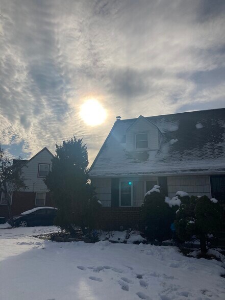 Peaceful property w Pvte Apt - 764 Lenore Ln