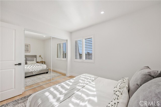 Building Photo - 25266 Pacifica Ave