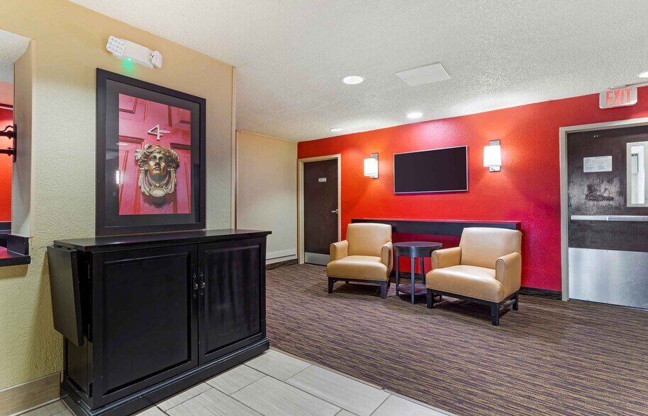 Building Photo - Furnished Studio-Houston - NASA - Johnson Space Center