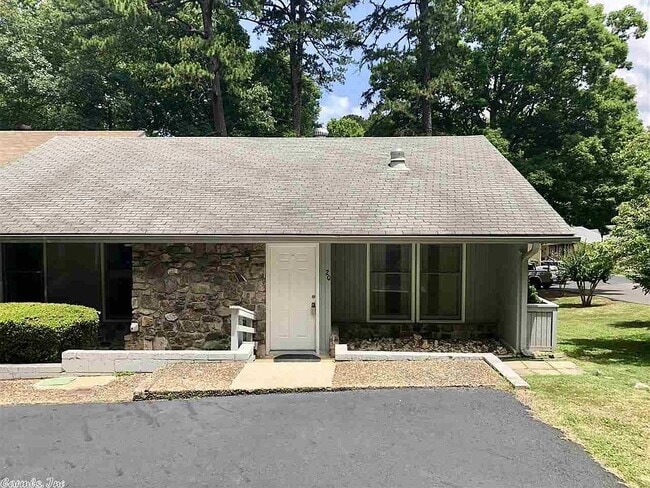 Building Photo - 20 Perralena Way