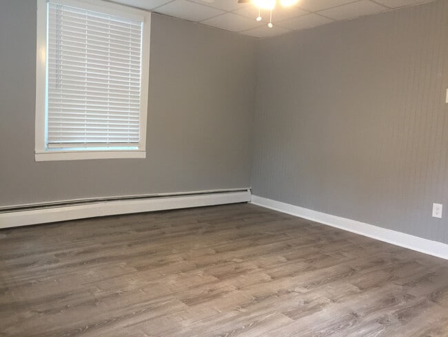 Building Photo - Beautiful 2 bed 1.5 bath home in Macungie