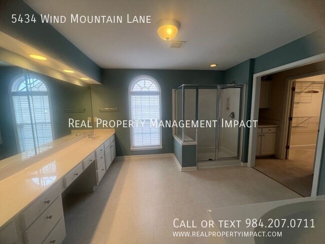 Building Photo - 5434 Wind Mountain Ln