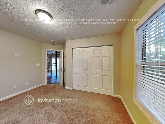 Building Photo - 740 Avening Ct