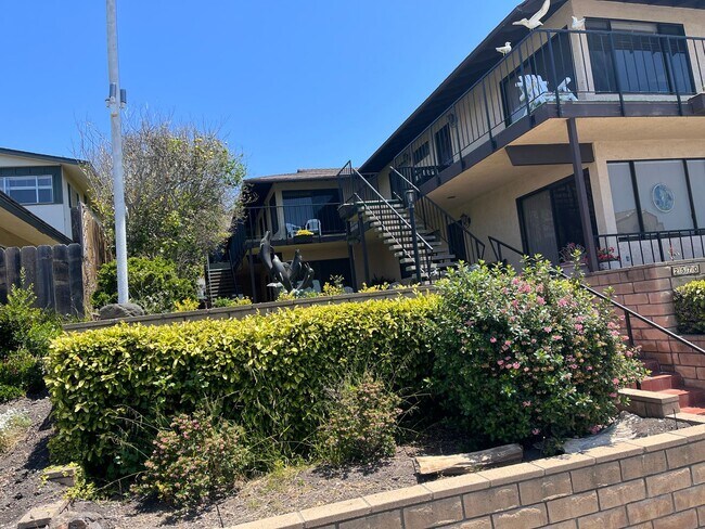 Building Photo - 2570 Spyglass Dr