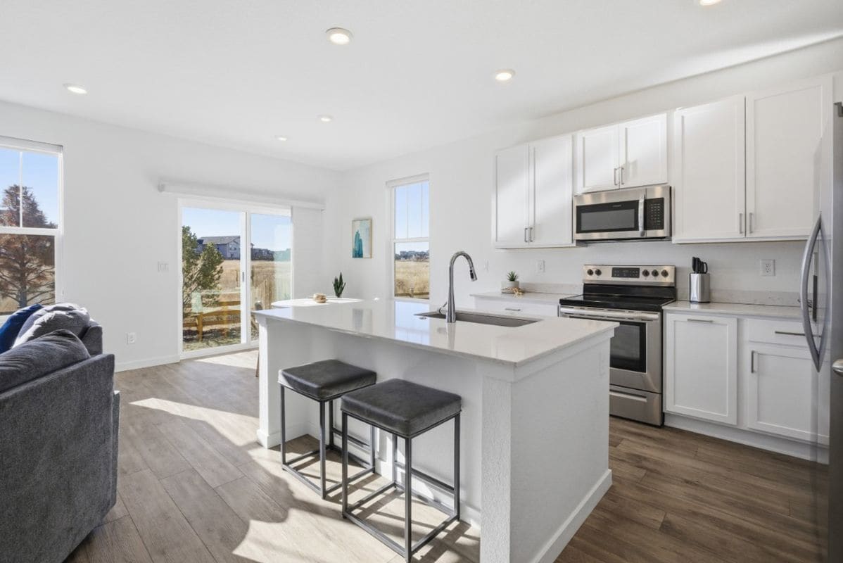 Building Photo - 930 Thinleaf Ln