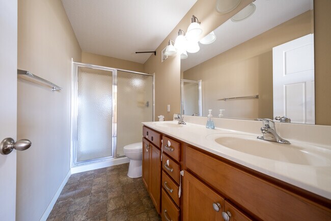 Building Photo - 1988 Commonwealth Blvd