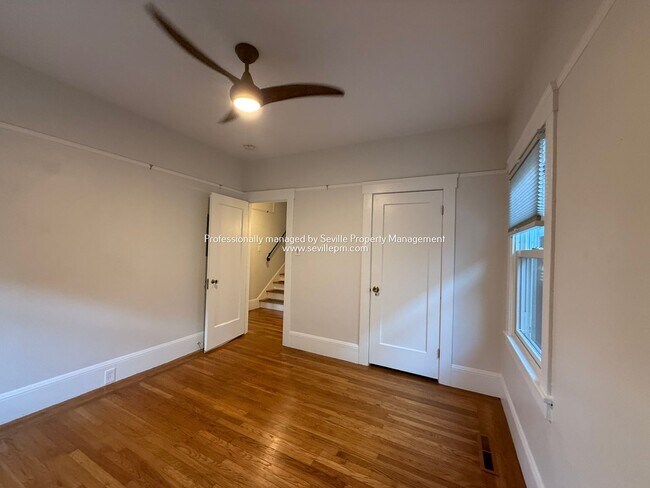 Building Photo - Charming 1920s Alameda East End  2BR+ / 1B...