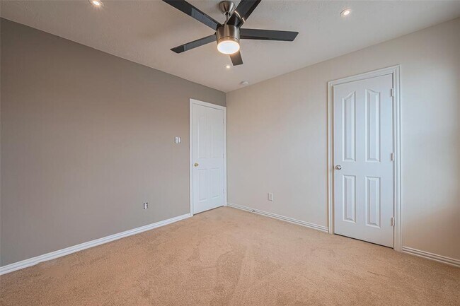 Building Photo - 1514 Hardy Stone Dr