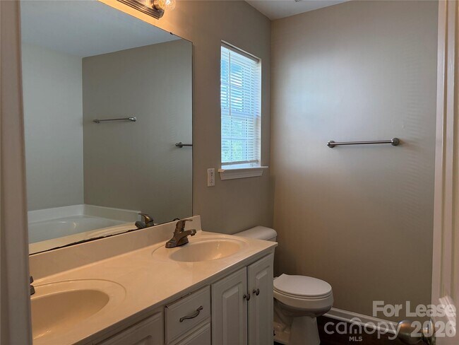 Building Photo - 3707 Rocky Brook Ct