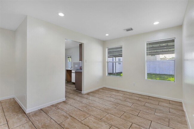 Building Photo - 1117 Willersley Ln