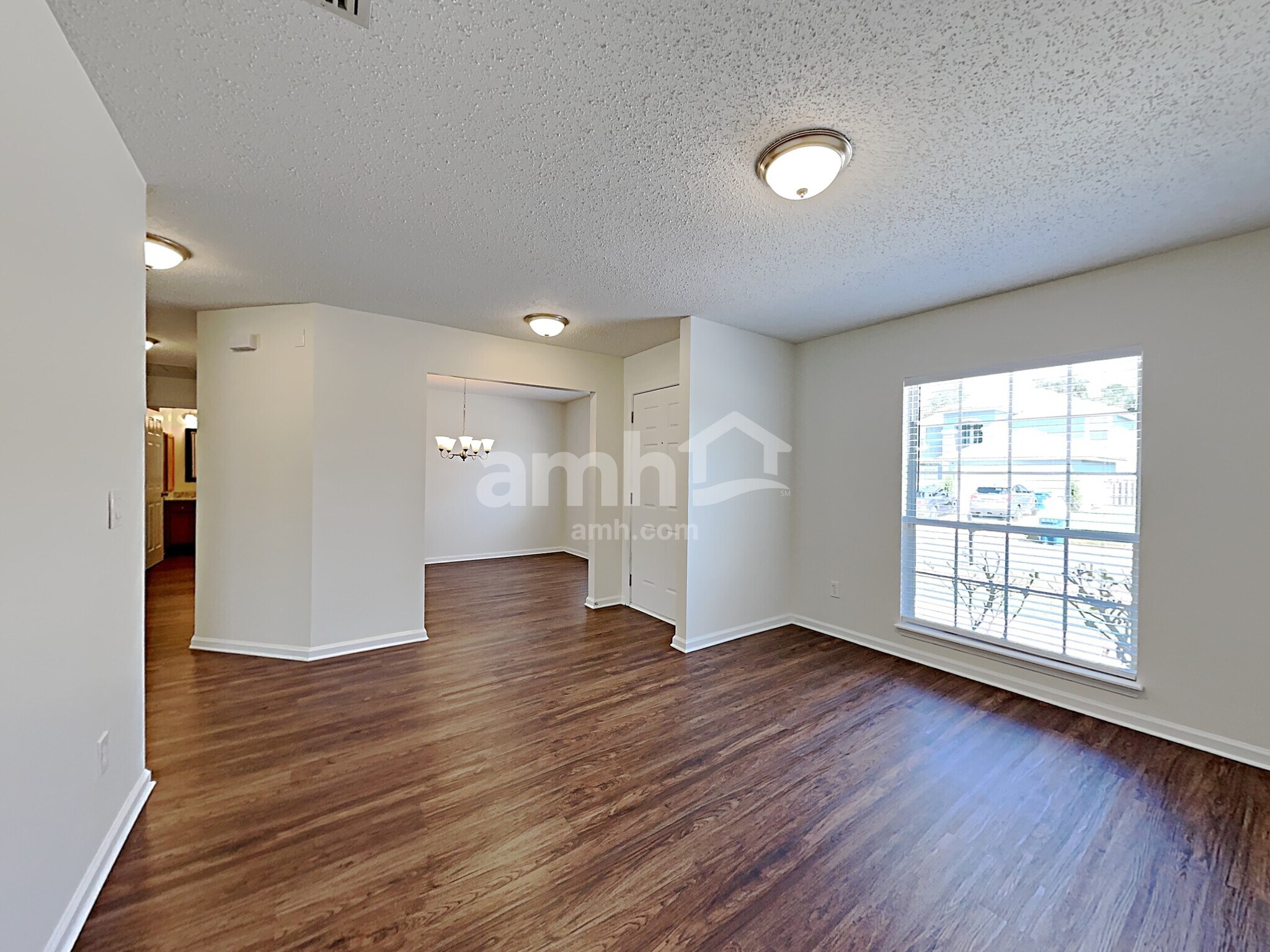 Building Photo - 14024 Fish Eagle Dr E