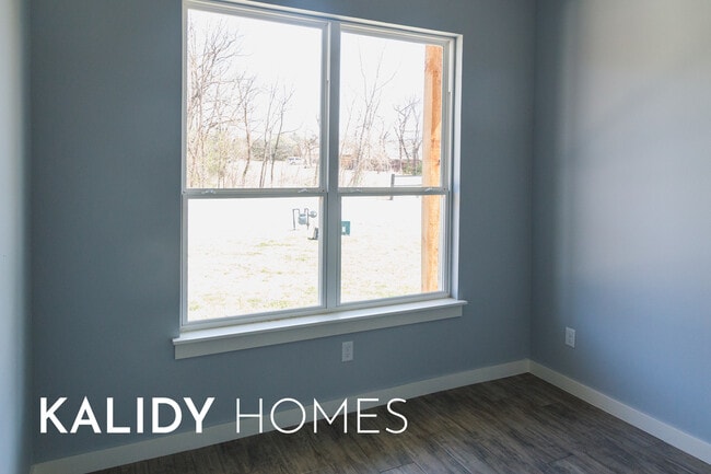 Building Photo - 629 Remington Ave