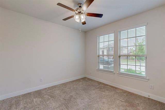 Building Photo - 10925 Klondike Ln