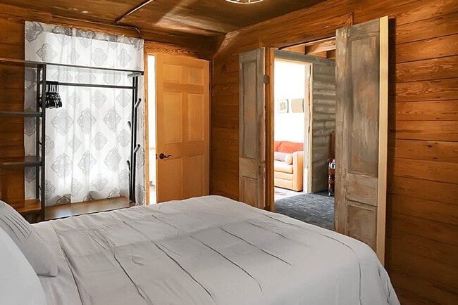 Building Photo - 7951 Doar Rd