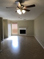 Building Photo - 18511 Egret Bay Blvd #209