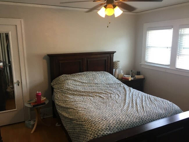 Building Photo - 4538 N Newhall St