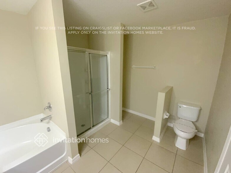 Building Photo - 1821 Betsy Ross Ln