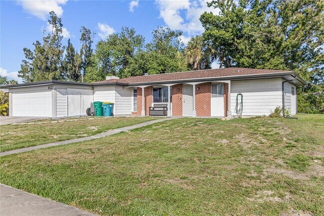 Building Photo - 2522 Conway Blvd