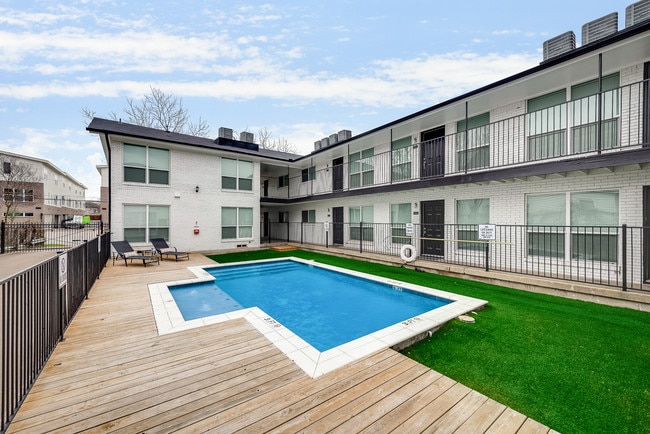 Building Photo - 4611 Munger