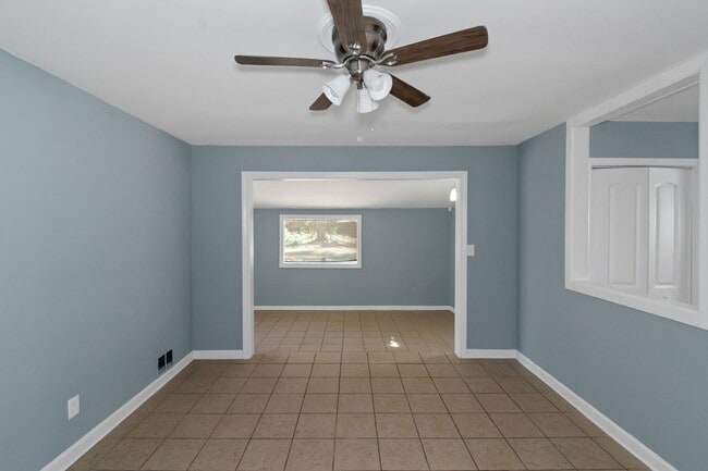 Building Photo - Don’t Miss Out! Look, Lease, and Live Spec...