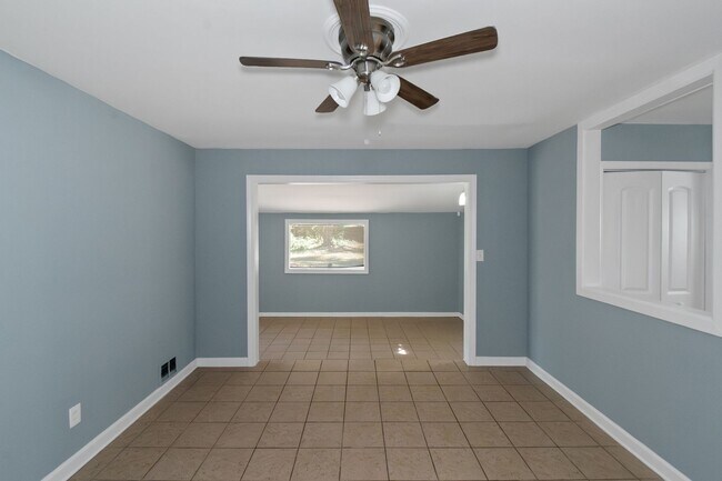 Building Photo - Don’t Miss Out! Look, Lease, and Live Specials EXTENDED to January 31st!