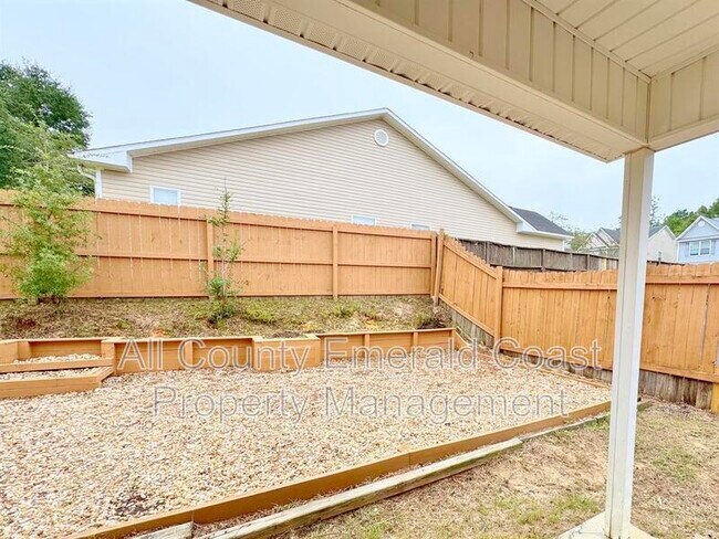 Building Photo - 293 Dahlquist Dr