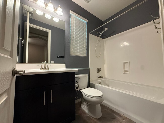 Building Photo - 287 E Kaibab Dr