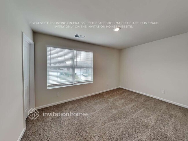 Building Photo - 5125 Spring Breeze Blvd